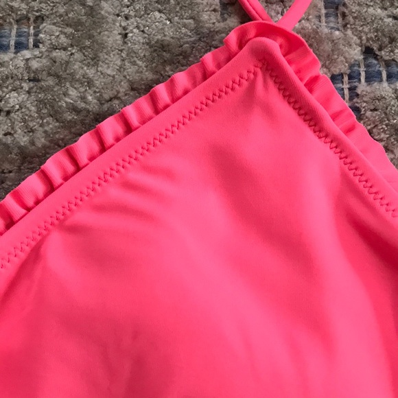 3 for $10 - NWOT CUTE Swimsuit Top - Picture 2 of 3